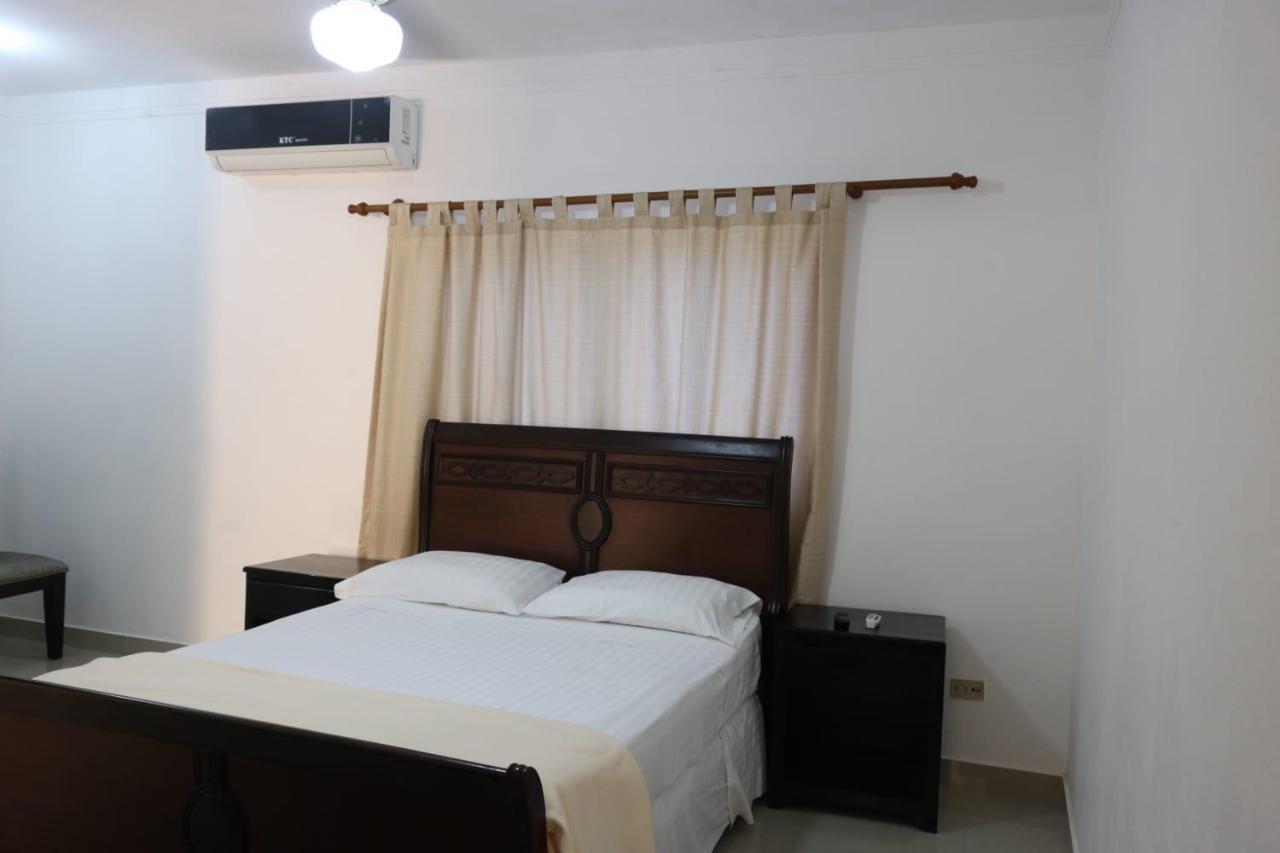 Apartamento Amueblado Amplio Tranquilo Privado Como Tu Lo Mereces Santiago De Los Caballeros Kültér fotó