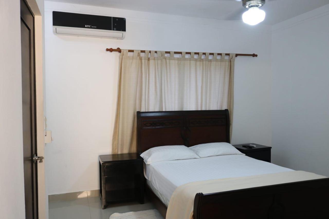 Apartamento Amueblado Amplio Tranquilo Privado Como Tu Lo Mereces Santiago De Los Caballeros Kültér fotó